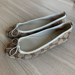 Authentic Gucci Vintage Ballet Flats Shoes